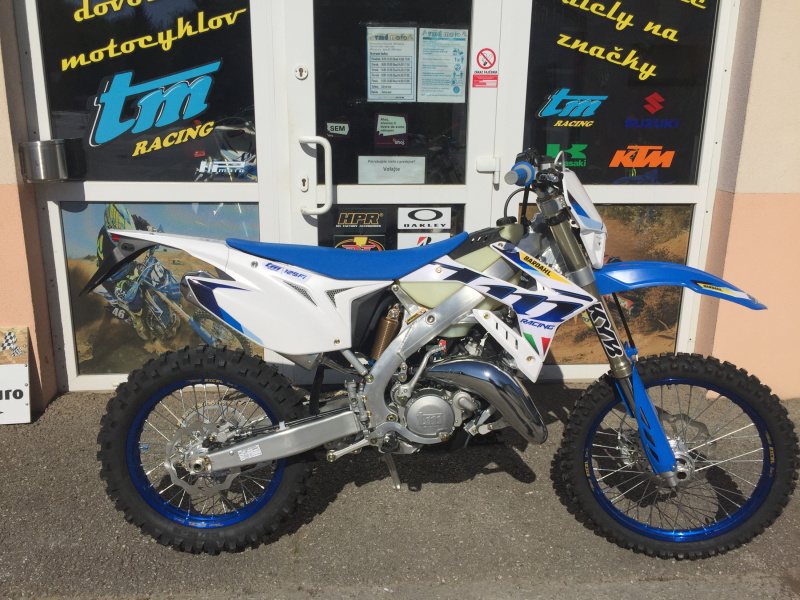 TM 125 Fi EN 2021