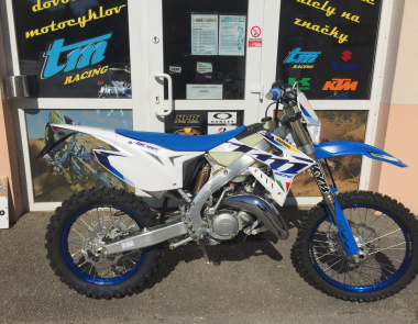 TM 125 Fi EN 2021